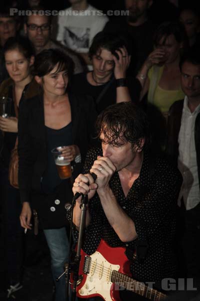 GALLON DRUNK - 2006-10-01 - PARIS - La Maroquinerie - James Johnston